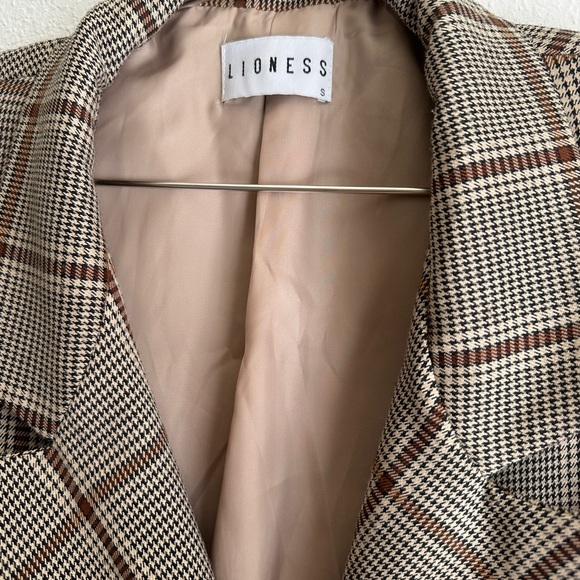 Lioness Box fit Blazer | sz S/M - Picture 3 of 7